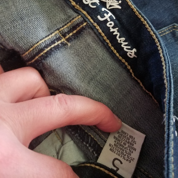 Almost Famous - Picture 4 of 4